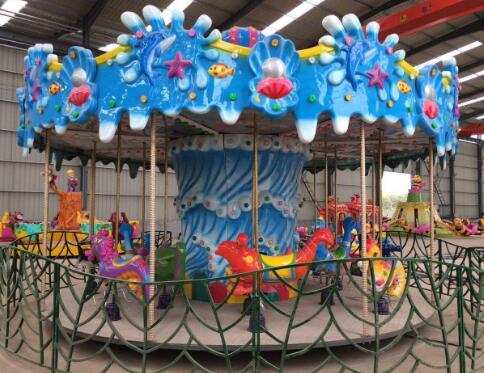 兒童游樂(lè)設(shè)施