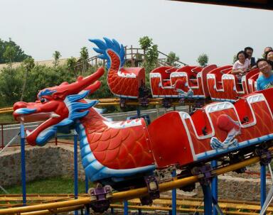 兒童游樂設(shè)備