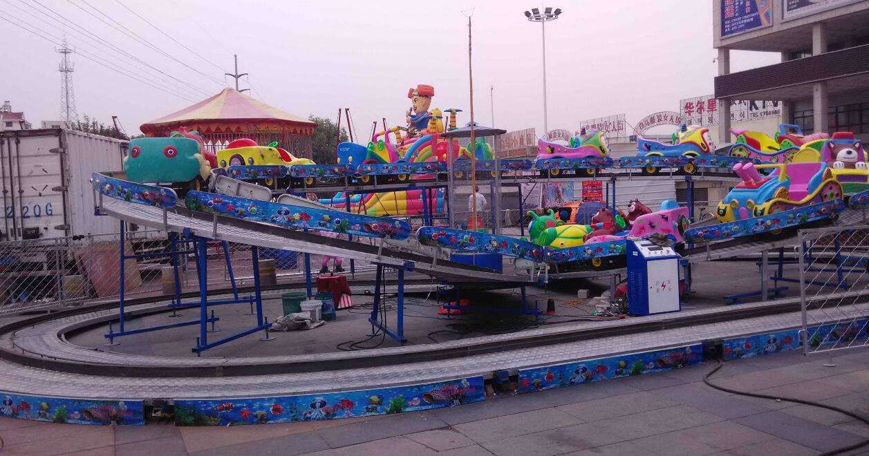 兒童游樂設(shè)備