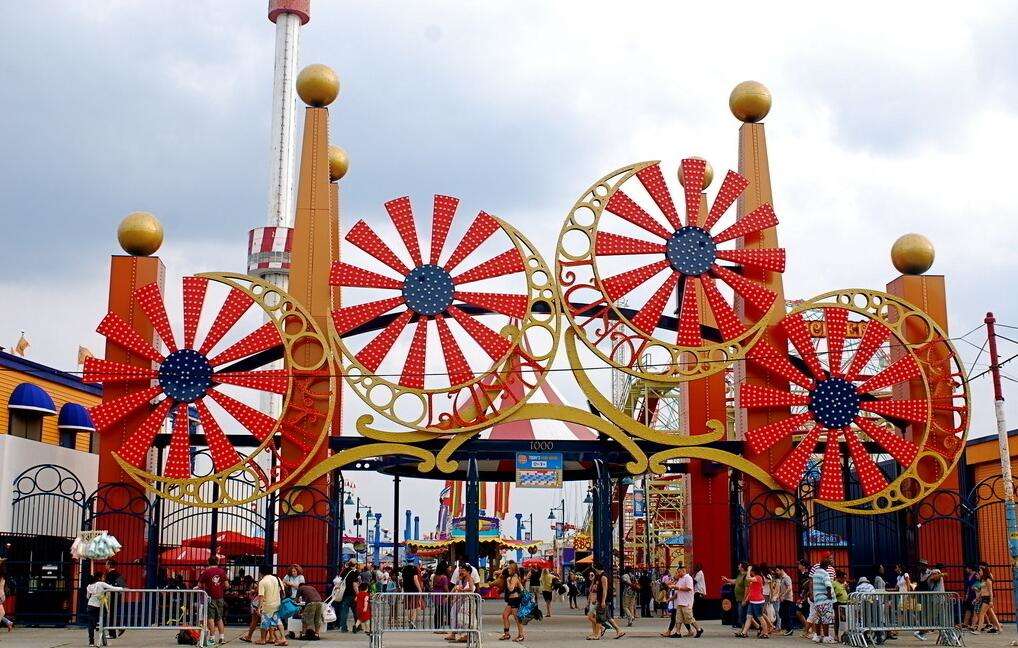 兒童游樂設(shè)備