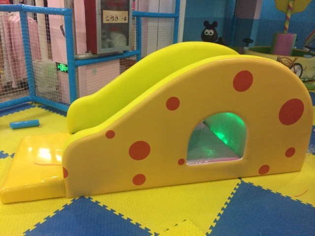 兒童樂園淘氣堡 游樂設備廠家，淘氣堡配件，室內游樂設備，拆裝淘氣堡，電動淘氣堡。