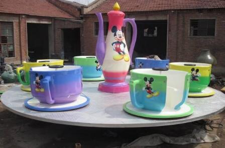 游樂(lè)設(shè)備賽車(chē)