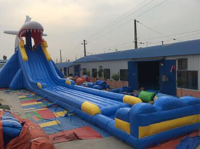 新型游樂設(shè)備