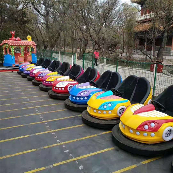 景區(qū)豪華碰碰車