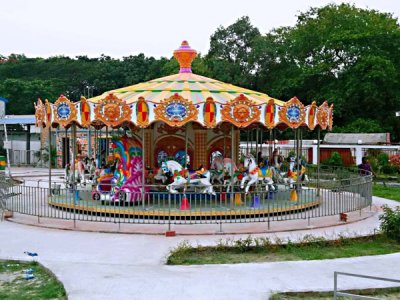 大型豪華轉(zhuǎn)馬