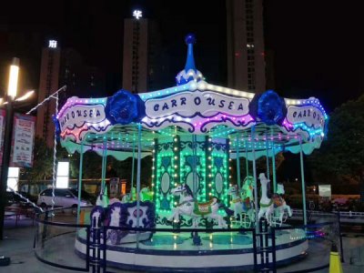 主題樂(lè)園豪華轉(zhuǎn)馬