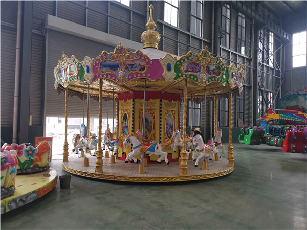 主題樂園豪華轉(zhuǎn)馬