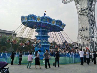 主題樂(lè)園升降飛椅