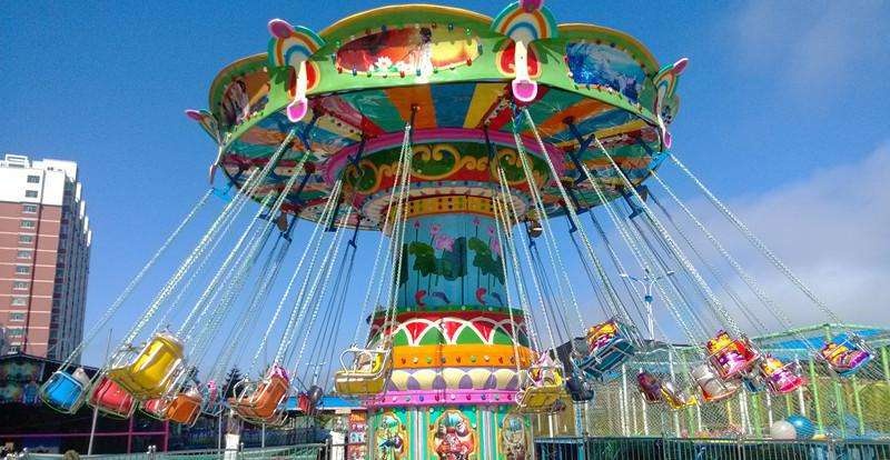 旋轉(zhuǎn)飛椅